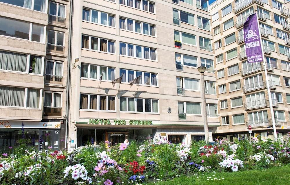 Hotel Ter Streep ออสเทนด์ ภายนอก รูปภาพ