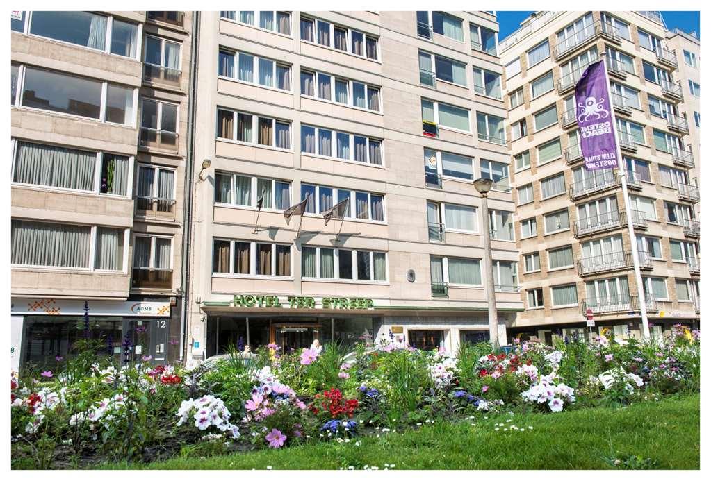 Hotel Ter Streep ออสเทนด์ ภายนอก รูปภาพ